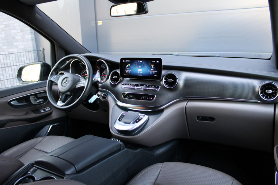 Mercedes-Benz V-Klasse 300d Extra Lang DC Avantgarde Edition | EX BTW | 4-MATIC | VOL! | AMG | BURMESTER | KOELKAST | MEMORY | STOELKOELING | ACC | TREKHAAK | SNOEK |