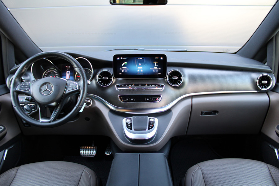 Mercedes-Benz V-Klasse 300d Extra Lang DC Avantgarde Edition | EX BTW | 4-MATIC | VOL! | AMG | BURMESTER | KOELKAST | MEMORY | STOELKOELING | ACC | TREKHAAK | SNOEK |