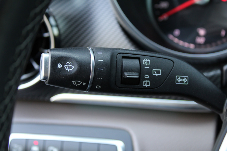 Mercedes-Benz V-Klasse 300d Extra Lang DC Avantgarde Edition | EX BTW | 4-MATIC | VOL! | AMG | BURMESTER | KOELKAST | MEMORY | STOELKOELING | ACC | TREKHAAK | SNOEK |