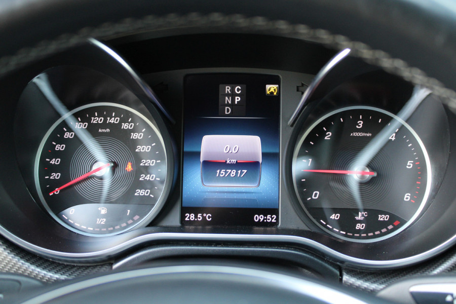Mercedes-Benz V-Klasse 300d Extra Lang DC Avantgarde Edition | EX BTW | 4-MATIC | VOL! | AMG | BURMESTER | KOELKAST | MEMORY | STOELKOELING | ACC | TREKHAAK | SNOEK |