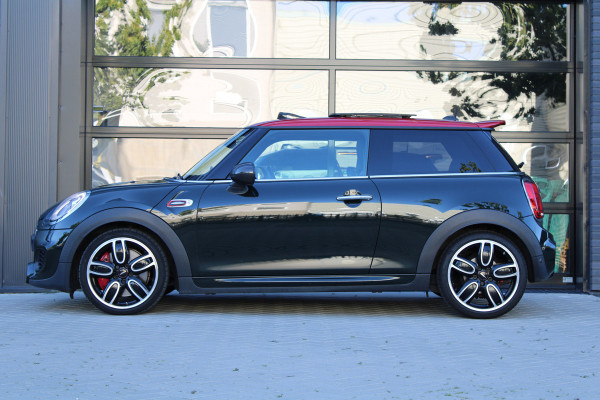 MINI Mini 2.0 John Cooper Works | NAP! | 1E EIG | PANO | H/K | HUD | CAMERA | STOELVERWARMING |