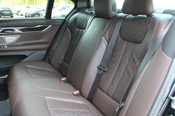 BMW 7 Serie 740e iPerformance High Executive | M-SPORT | PANO | ACC | MEMORY | H/K | 360 | HUD | BMW 7 Serie 740e iPerformance High Executive | M-SPORT | PANO | ACC | MEMORY | H/K | 360 | HUD |