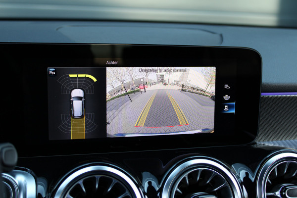 Mercedes-Benz Glb 180 AMG Line | BTW | CAMERA | CRUISE | SFEER |