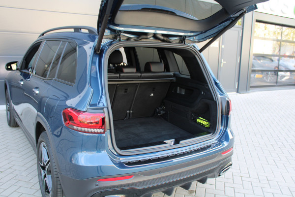 Mercedes-Benz Glb 180 AMG Line | BTW | CAMERA | CRUISE | SFEER |