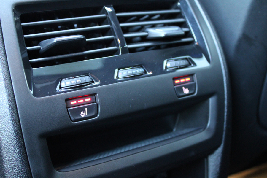 BMW X6 xDrive40i M-SPORT | PANO | MEMORY | SKY LOUNGE | LED | SFEER | BEKERVERKOELING |