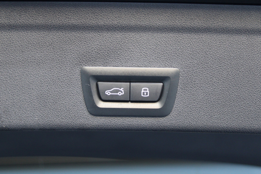 BMW X6 xDrive40i M-SPORT | PANO | MEMORY | SKY LOUNGE | LED | SFEER | BEKERVERKOELING |