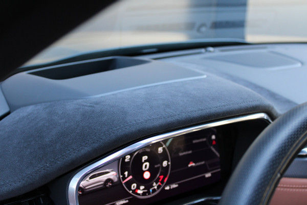 Jaguar F-Pace 5.0 V8 S/C AWD SVR | UNIEK! | DEALER OND | HUD | 360 | STOELKOELING | ELEK TREKHAAK | MERIDIAN | Jaguar F-Pace 5.0 V8 S/C AWD SVR | UNIEK! | DEALER OND | HUD | 360 | STOELKOELING | ELEK TREKHAAK | MERIDIAN |