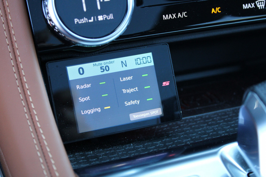 Jaguar F-Pace 5.0 V8 S/C AWD SVR | UNIEK! | DEALER OND | HUD | 360 | STOELKOELING | ELEK TREKHAAK | MERIDIAN | Jaguar F-Pace 5.0 V8 S/C AWD SVR | UNIEK! | DEALER OND | HUD | 360 | STOELKOELING | ELEK TREKHAAK | MERIDIAN |