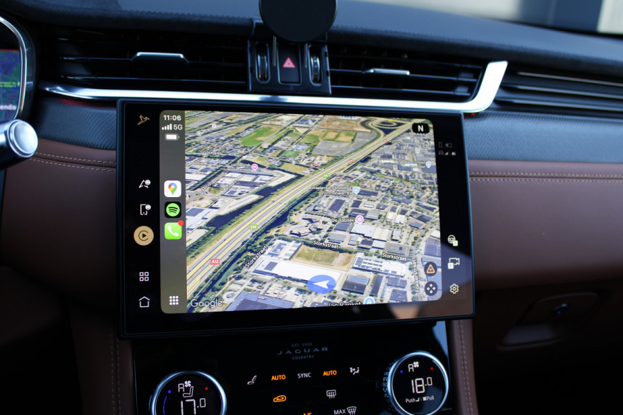 Jaguar F-Pace 5.0 V8 S/C AWD SVR | UNIEK! | DEALER OND | HUD | 360 | STOELKOELING | ELEK TREKHAAK | MERIDIAN | Jaguar F-Pace 5.0 V8 S/C AWD SVR | UNIEK! | DEALER OND | HUD | 360 | STOELKOELING | ELEK TREKHAAK | MERIDIAN |