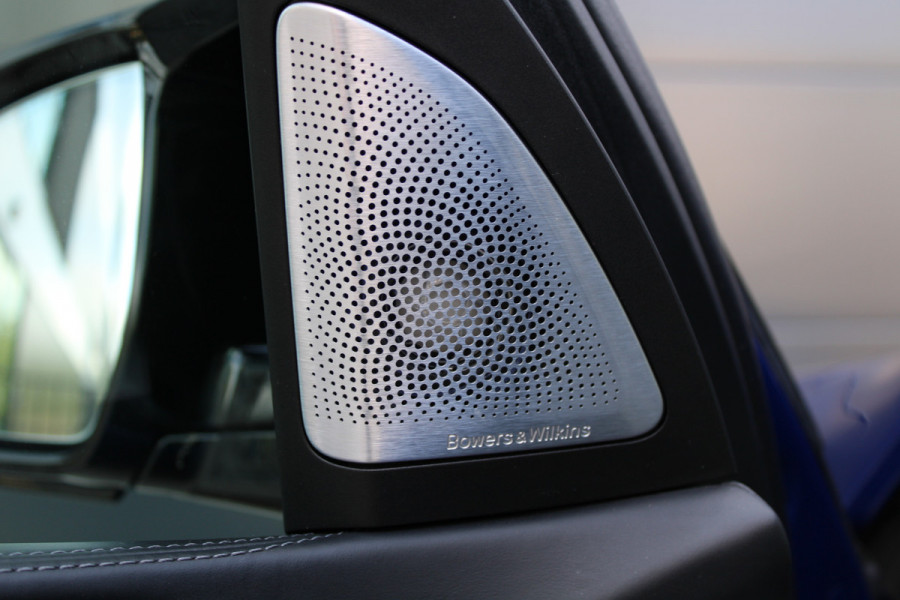 BMW X5 M Competition | PANO | B&W | MASSAGE | REAR ENTERAINMENT | STOELVENTILATIE |