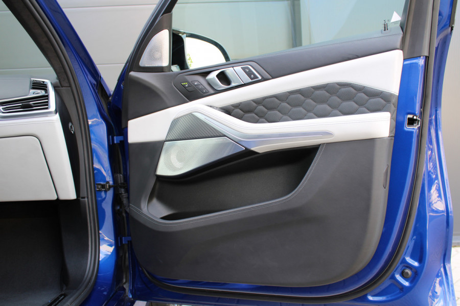 BMW X5 M Competition | PANO | B&W | MASSAGE | REAR ENTERAINMENT | STOELVENTILATIE |