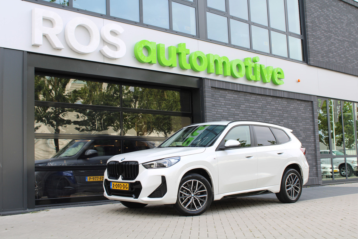 BMW X1 sDrive18i | M-SPORT | KEYLESS | CARPLAY | CAMERA | SFEER | LED | ELEK KOFFERKLEP | 18 INCH | BMW X1 sDrive18i | M-SPORT | KEYLESS | CARPLAY | CAMERA | SFEER | LED | ELEK KOFFERKLEP | 18 INCH |