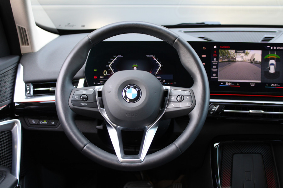 BMW X1 sDrive18i | M-SPORT | KEYLESS | CARPLAY | CAMERA | SFEER | LED | ELEK KOFFERKLEP | 18 INCH |