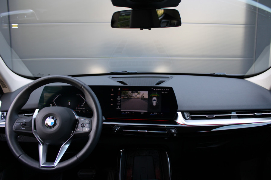 BMW X1 sDrive18i | M-SPORT | KEYLESS | CARPLAY | CAMERA | SFEER | LED | ELEK KOFFERKLEP | 18 INCH |
