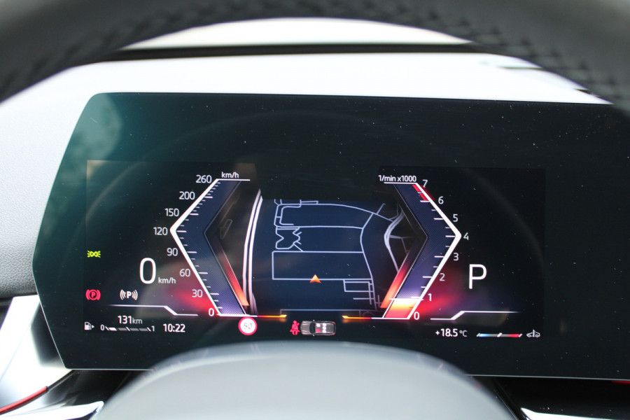 BMW X1 sDrive18i | M-SPORT | KEYLESS | CARPLAY | CAMERA | SFEER | LED | ELEK KOFFERKLEP | 18 INCH |