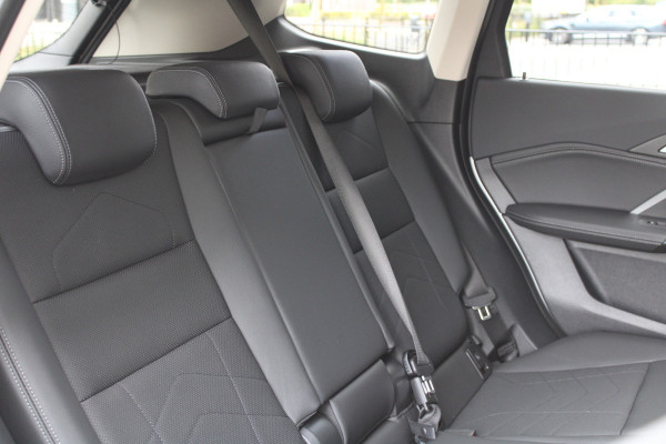 BMW X1 sDrive18i | M-SPORT | KEYLESS | CARPLAY | CAMERA | SFEER | LED | ELEK KOFFERKLEP | 18 INCH |