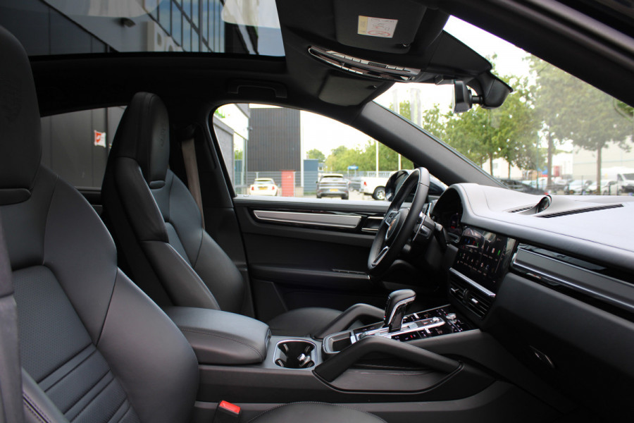 Porsche Cayenne Coupé 3.0 E-Hybrid Platinum Edition | BOSE | MEMORY | 360 | KEYLESS | ELEK TREKHAAK | DODE HOEK | Porsche Cayenne Coupé 3.0 E-Hybrid Platinum Edition | BOSE | MEMORY | 360 | KEYLESS | ELEK TREKHAAK | DODE HOEK |