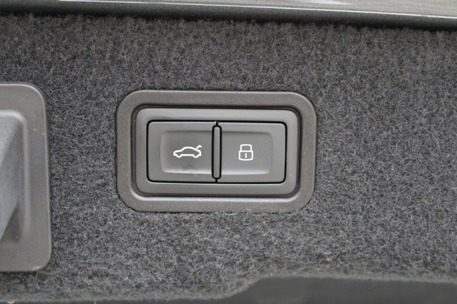 Audi S8 4.0 TFSI S8 Quattro | NAP | 4X MASSAGE | B&O ADVANCED | 4X STOELKOELING | PANO |
