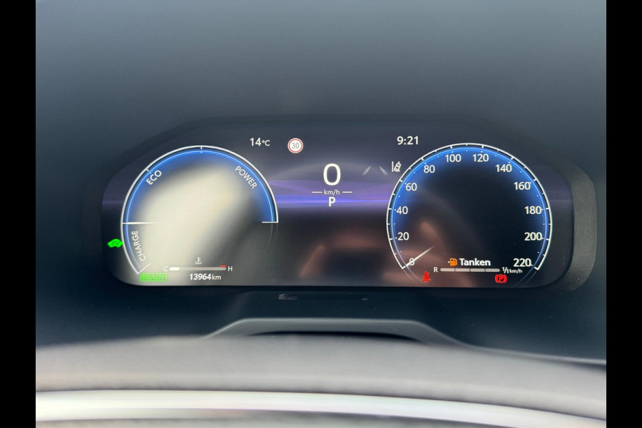 Toyota RAV4 2.5 Hybrid Bi-Tone Plus | JBL, Dodehoekherkenning, Parkeersensoren, Stoel + Stuurverwarming, 360 Camera Toyota RAV4 2.5 Hybrid Bi-Tone Plus | JBL, Dodehoekherkenning, Parkeersensoren, Stoel + Stuurverwarming, 360 Camera