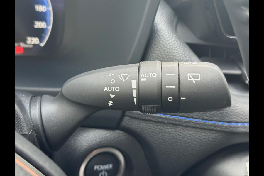 Toyota RAV4 2.5 Hybrid Bi-Tone Plus | JBL, Dodehoekherkenning, Parkeersensoren, Stoel + Stuurverwarming, 360 Camera Toyota RAV4 2.5 Hybrid Bi-Tone Plus | JBL, Dodehoekherkenning, Parkeersensoren, Stoel + Stuurverwarming, 360 Camera