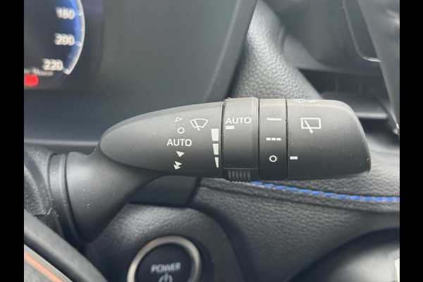 Toyota RAV4 2.5 Hybrid Bi-Tone Plus | JBL, Dodehoekherkenning, Parkeersensoren, Stoel + Stuurverwarming, 360 Camera Toyota RAV4 2.5 Hybrid Bi-Tone Plus | JBL, Dodehoekherkenning, Parkeersensoren, Stoel + Stuurverwarming, 360 Camera
