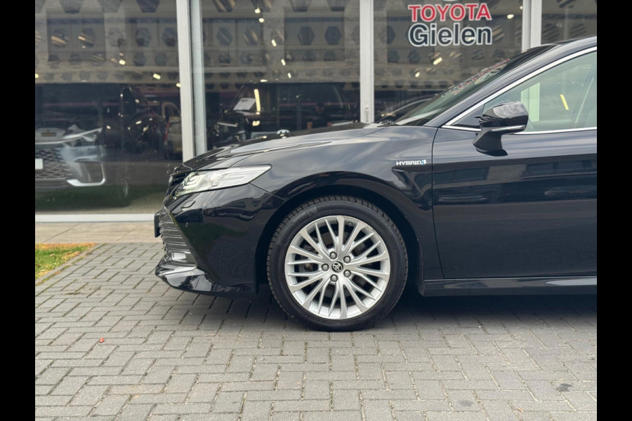 Toyota Camry 2.5 Hybrid Executive | Leer, Stoelverwarming, Elektrische achterklep, Dodehoekherkenning, Parkeersensoren, 18 inch, Keyless