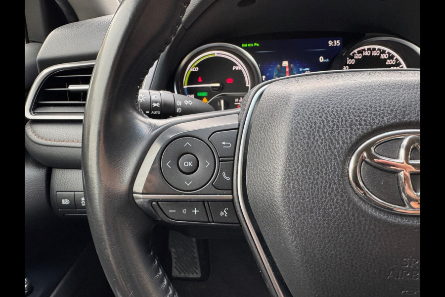 Toyota Camry 2.5 Hybrid Executive | Leer, Stoelverwarming, Elektrische achterklep, Dodehoekherkenning, Parkeersensoren, 18 inch, Keyless
