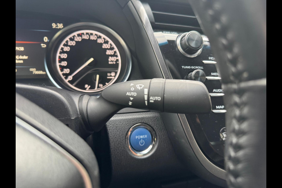 Toyota Camry 2.5 Hybrid Executive | Leer, Stoelverwarming, Elektrische achterklep, Dodehoekherkenning, Parkeersensoren, 18 inch, Keyless