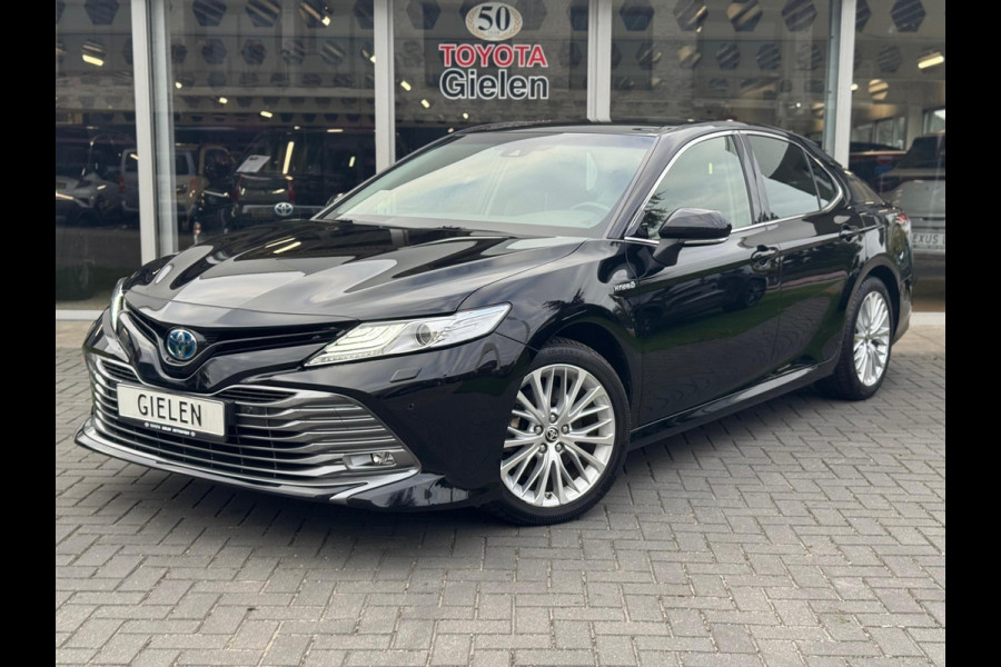 Toyota Camry 2.5 Hybrid Executive | Leer, Stoelverwarming, Elektrische achterklep, Dodehoekherkenning, Parkeersensoren, 18 inch, Keyless