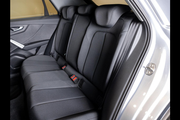 Audi Q2 35 TFSI Advanced edition / 150pk / Stoelverwarming / Keyless entry / Matrix LED / Adaptieve cruise control /