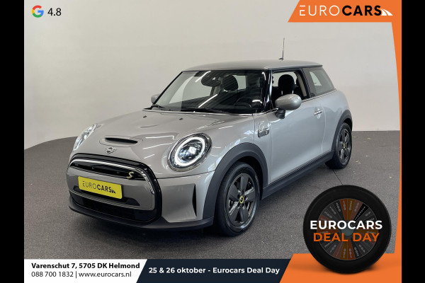 MINI Electric Essential 33 kWh Auto. Navigatie Apple Carplay/ Android Auto Parkeersensoren achter Cruise Control Stoelverwarming Virtual Cockpit Climate Control