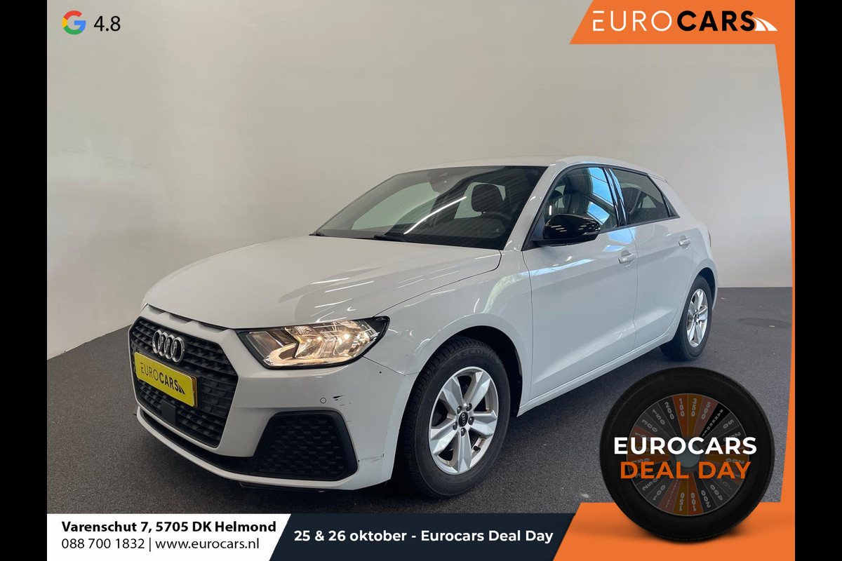 Audi A1 Sportback 30 TFSI 110 pk S-tronic Navigatie Apple Carplay/ Android Auto Parkeersensoren Cruise Control Virtual Cockpit Climate Control Lichtmetalen velgen Audi A1 Sportback 30 TFSI 110 pk S-tronic Navigatie Apple Carplay/ Android Auto Parkeersensoren Cruise Control Virtual Cockpit Climate Control Lichtmetalen velgen