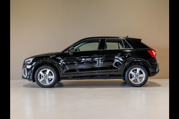 Audi Q2 35 TFSI S-Line Edition / 150pk / Stoelverwarming / Keyless entry / Matrix LED / Adaptieve cruise control /