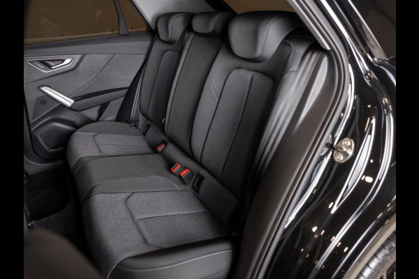Audi Q2 35 TFSI S-Line Edition / 150pk / Stoelverwarming / Keyless entry / Matrix LED / Adaptieve cruise control /