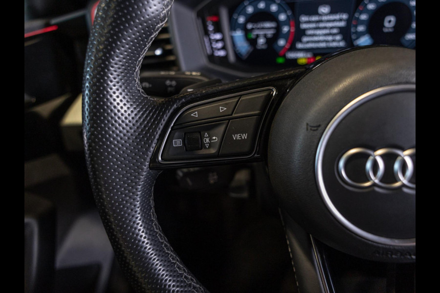 Audi A1 SPORTBACK 35 TFSI S edition / 150pk / Matrix Led / Apple CarPlay / Sfeerverlichting /