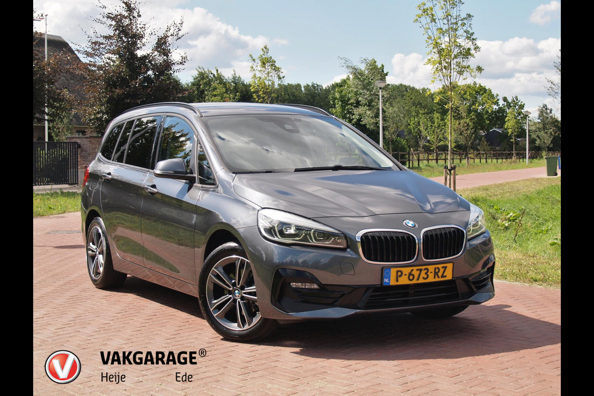 BMW 2 Serie Gran Tourer 216i 7p. High Executive | Head-up display | Trekhaak | Cruise Control | Parkeersensoren | BMW 2 Serie Gran Tourer 216i 7p. High Executive | Head-up display | Trekhaak | Cruise Control | Parkeersensoren |