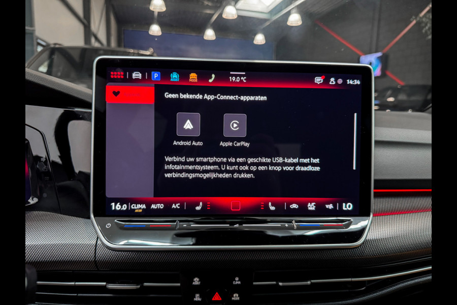 Volkswagen Golf 2.0 TSI GTI Clubsport IQ|Akrapovic|360camera||HUD|H/K|Panorama