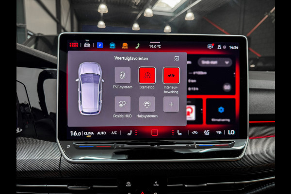 Volkswagen Golf 2.0 TSI GTI Clubsport IQ|Akrapovic|360camera||HUD|H/K|Panorama