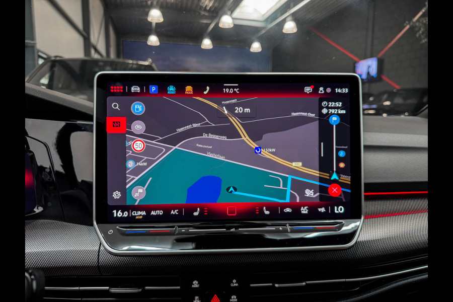 Volkswagen Golf 2.0 TSI GTI Clubsport IQ|Akrapovic|360camera||HUD|H/K|Panorama