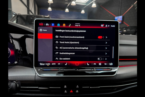 Volkswagen Golf 2.0 TSI GTI Clubsport IQ|Akrapovic|360camera||HUD|H/K|Panorama