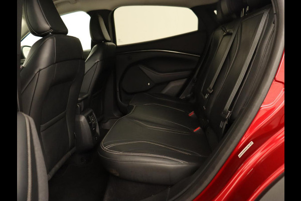 Ford Mustang Mach-E RWD 75 kWh | Leder | Stoelverwarming | 360 Camera | Adaptive cruise | B&O Sound | Stuurverwarming | Carplay | Navigatie Ford Mustang Mach-E RWD 75 kWh | Leder | Stoelverwarming | 360 Camera | Adaptive cruise | B&O Sound | Stuurverwarming | Carplay | Navigatie