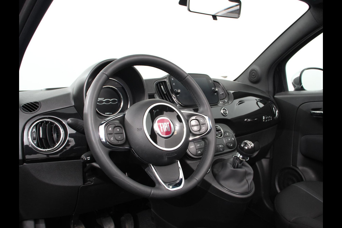 Fiat 500C 1.0 Hybrid Bella Vita Airco Cruise control Parkeersensor achter Radio Bluetooth Elektrische ramen Apple Carplay/ Android Auto Fiat 500C 1.0 Hybrid Bella Vita Airco Cruise control Parkeersensor achter Radio Bluetooth Elektrische ramen Apple Carplay/ Android Auto
