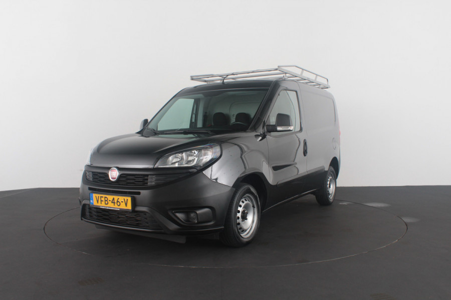 Fiat Dobló Cargo 1.6 MJ L1H1 105pk > Trekhaak/imperiaal/Cruise/3-zit/navi