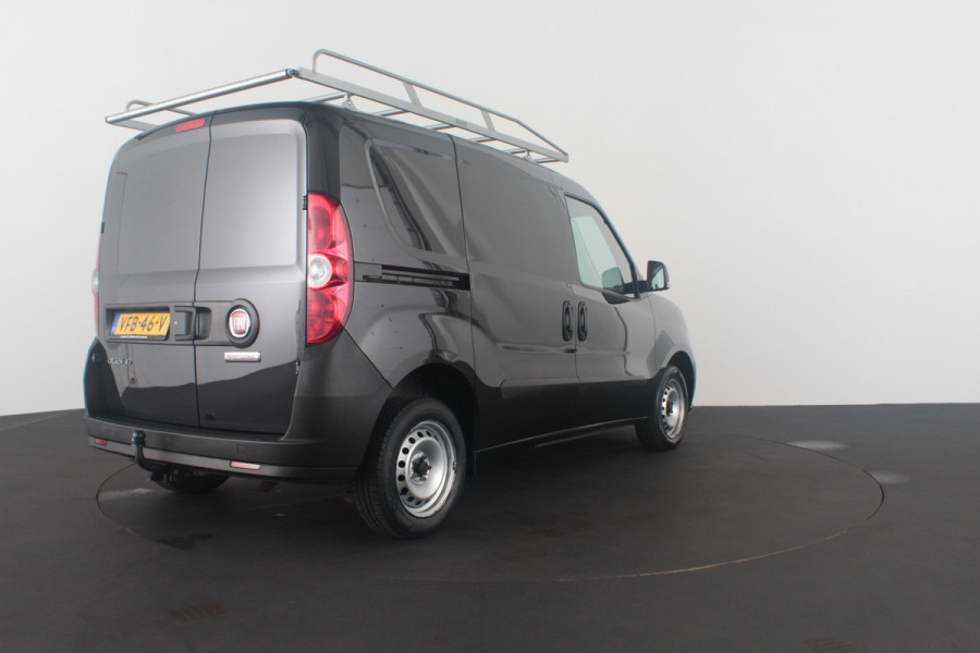 Fiat Dobló Cargo 1.6 MJ L1H1 105pk > Trekhaak/imperiaal/Cruise/3-zit/navi