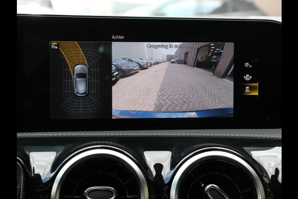 Mercedes-Benz A-Klasse 200 163pk DCT Progressive Navigatie Parkeersensoren Camera Cruise Control Stoelverwarming Ledverlichting Climate Control