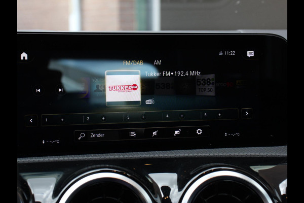 Mercedes-Benz A-Klasse 200 163pk DCT Progressive Navigatie Parkeersensoren Camera Cruise Control Stoelverwarming Ledverlichting Climate Control