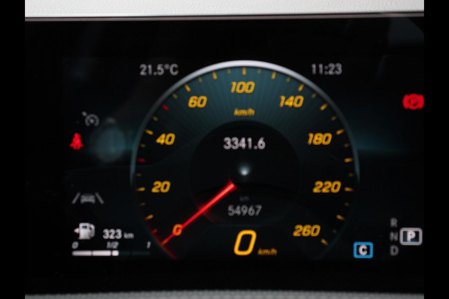 Mercedes-Benz A-Klasse 200 163pk DCT Progressive Navigatie Parkeersensoren Camera Cruise Control Stoelverwarming Ledverlichting Climate Control