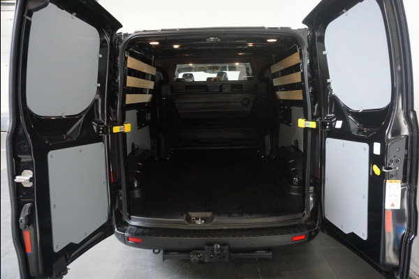Ford Transit Custom 300 L2H1 Trend Dubbele Cabine Automaat Airco Navigatie Cruise control Camera Parkeersensoren Ford Transit Custom 300 L2H1 Trend Dubbele Cabine Automaat Airco Navigatie Cruise control Camera Parkeersensoren
