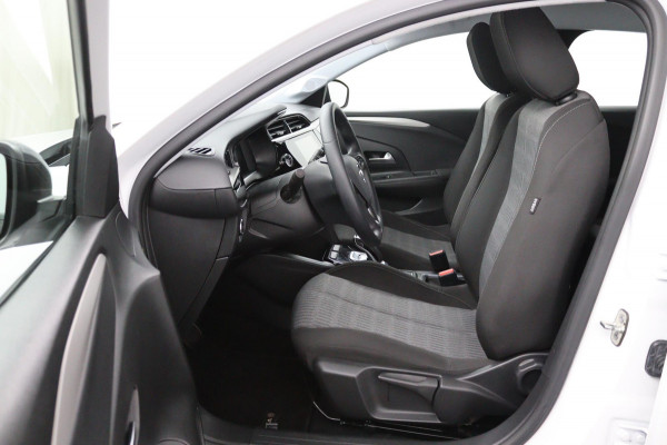 Opel CORSA-E Edition 50 kWh*3FASE*CRUISE*ECC*NAVI*CARPLAY* Opel CORSA-E Edition 50 kWh*3FASE*CRUISE*ECC*NAVI*CARPLAY*