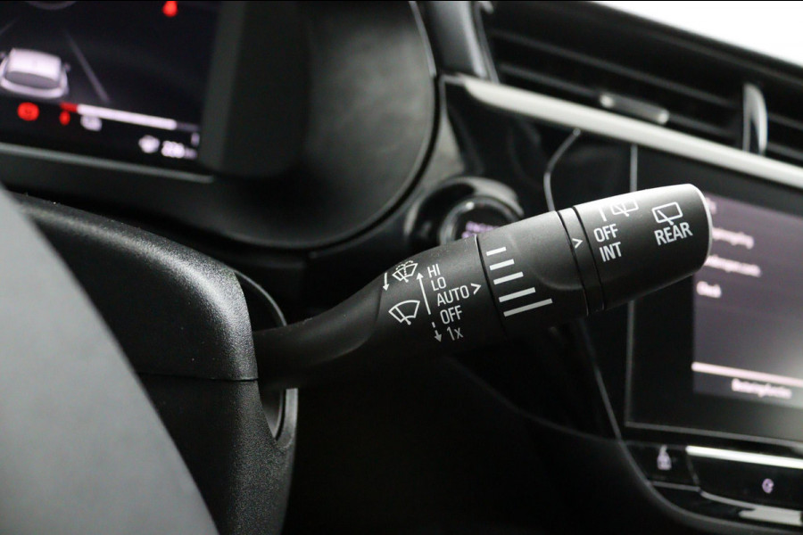 Opel CORSA-E Edition 50 kWh*3FASE*CRUISE*ECC*NAVI*CARPLAY* Opel CORSA-E Edition 50 kWh*3FASE*CRUISE*ECC*NAVI*CARPLAY*